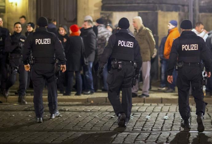 שוטרים בגרמניה (צילום:  רויטרס)