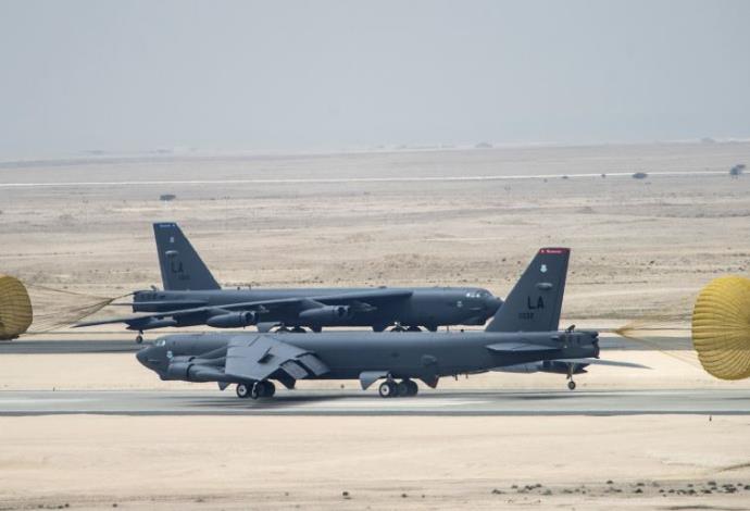 ה-B-52 נוחתים בבסיס אל-עדיד בקטאר (צילום:  רויטרס)