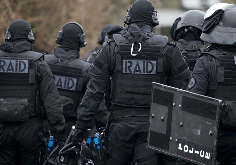 הכנות ביטחוניות בצרפת לקראת היורו, צילום: AFP